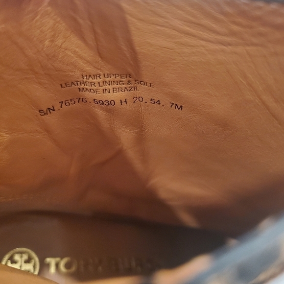 NEW Tory Burch Lila Leopard Pointed Toe Booties - Picture 9 of 9